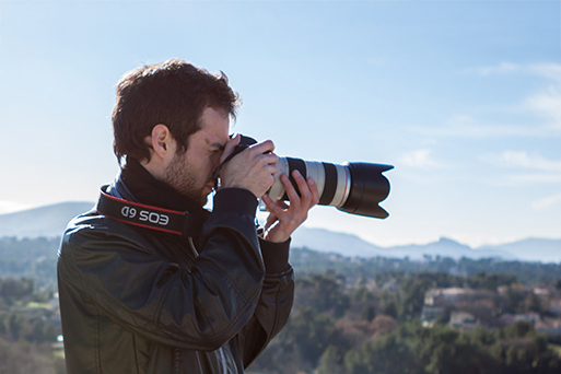 Portrait de Florent Perret avec une longue focale
