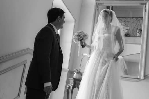 photographe-de-mariée La mariée devant le photographe