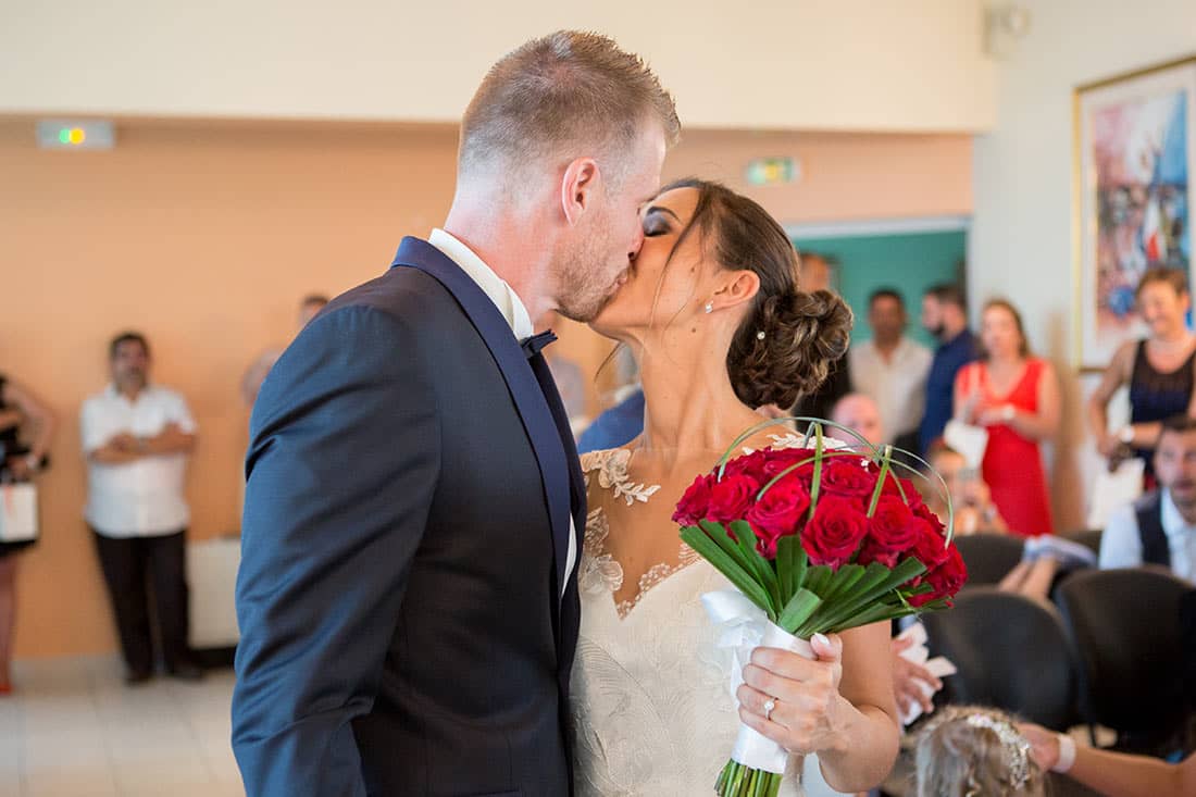 Le bisou des mariés tant attendu !